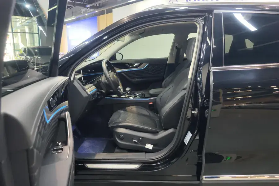 2022 HONGQI HS5 thumbnail 2