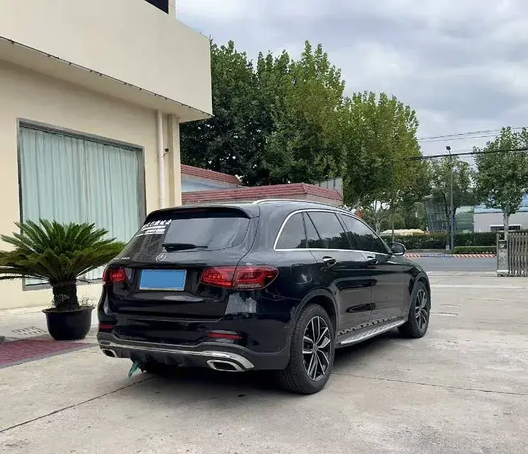 2020 MERCEDES-BENZ GLC thumbnail 4