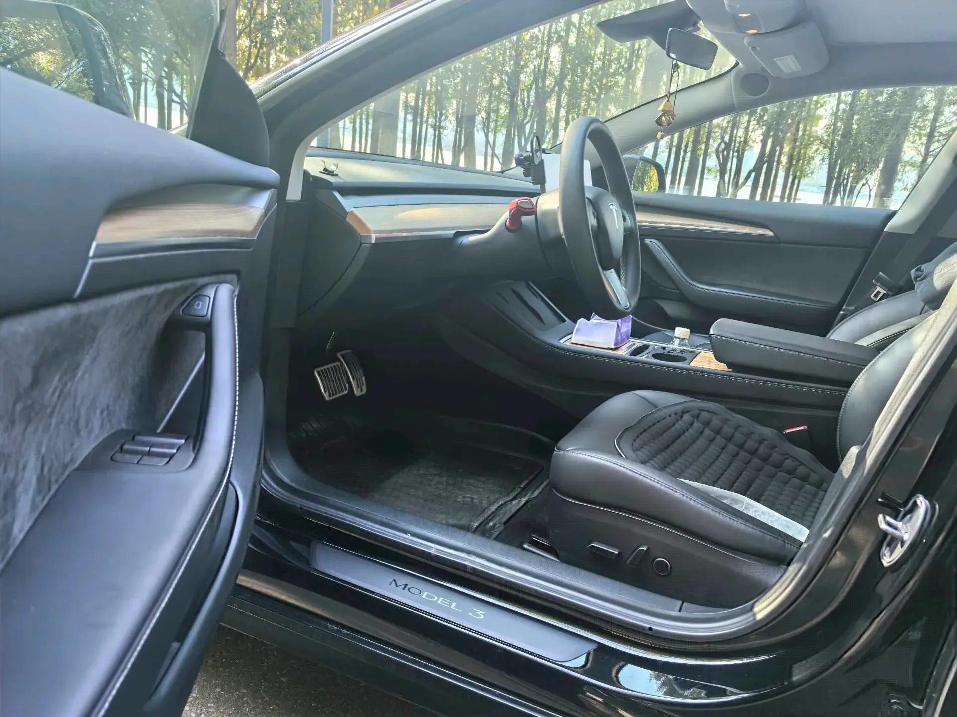 2022 TESLA MODEL thumbnail 2