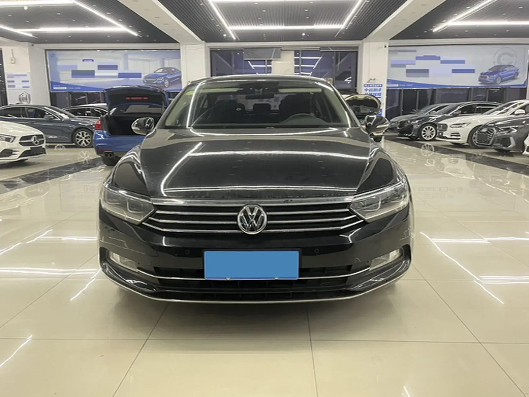 2019 VOLKSWAGEN MAGOTAN thumbnail 2