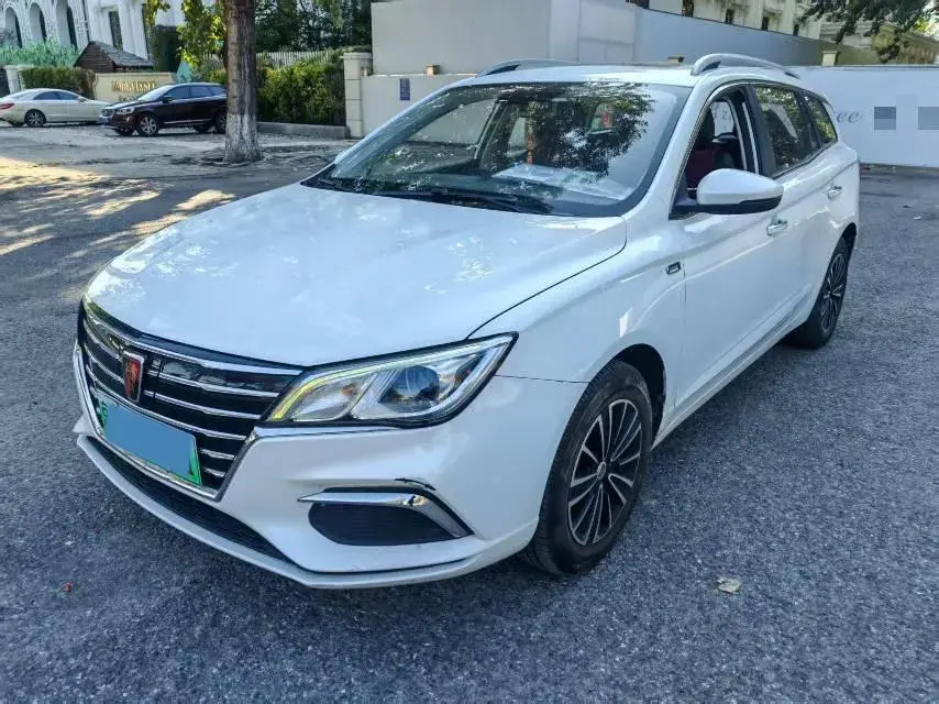 2018 ROEWE EI5 view 1