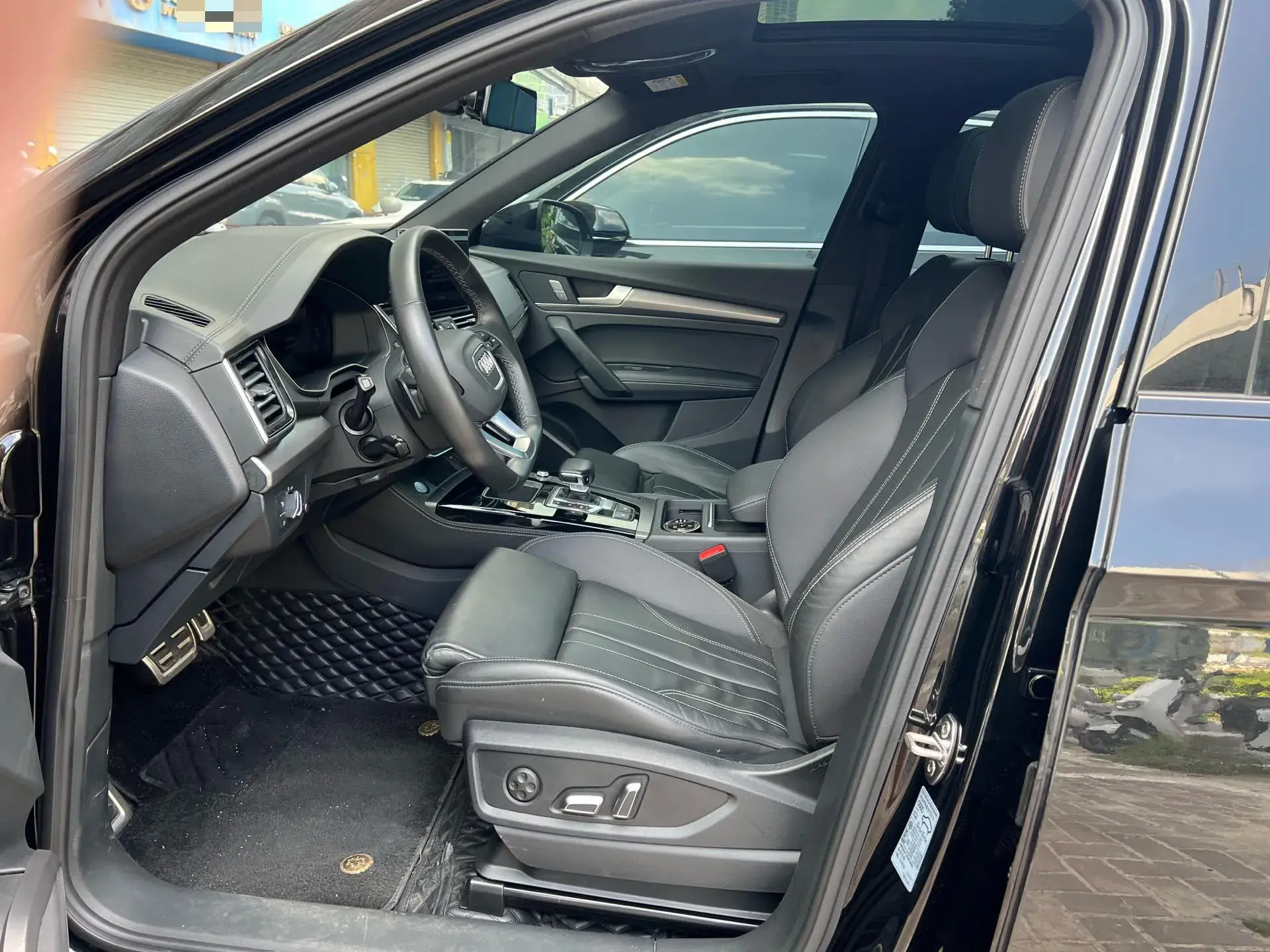 2022 AUDI Q5L thumbnail 4