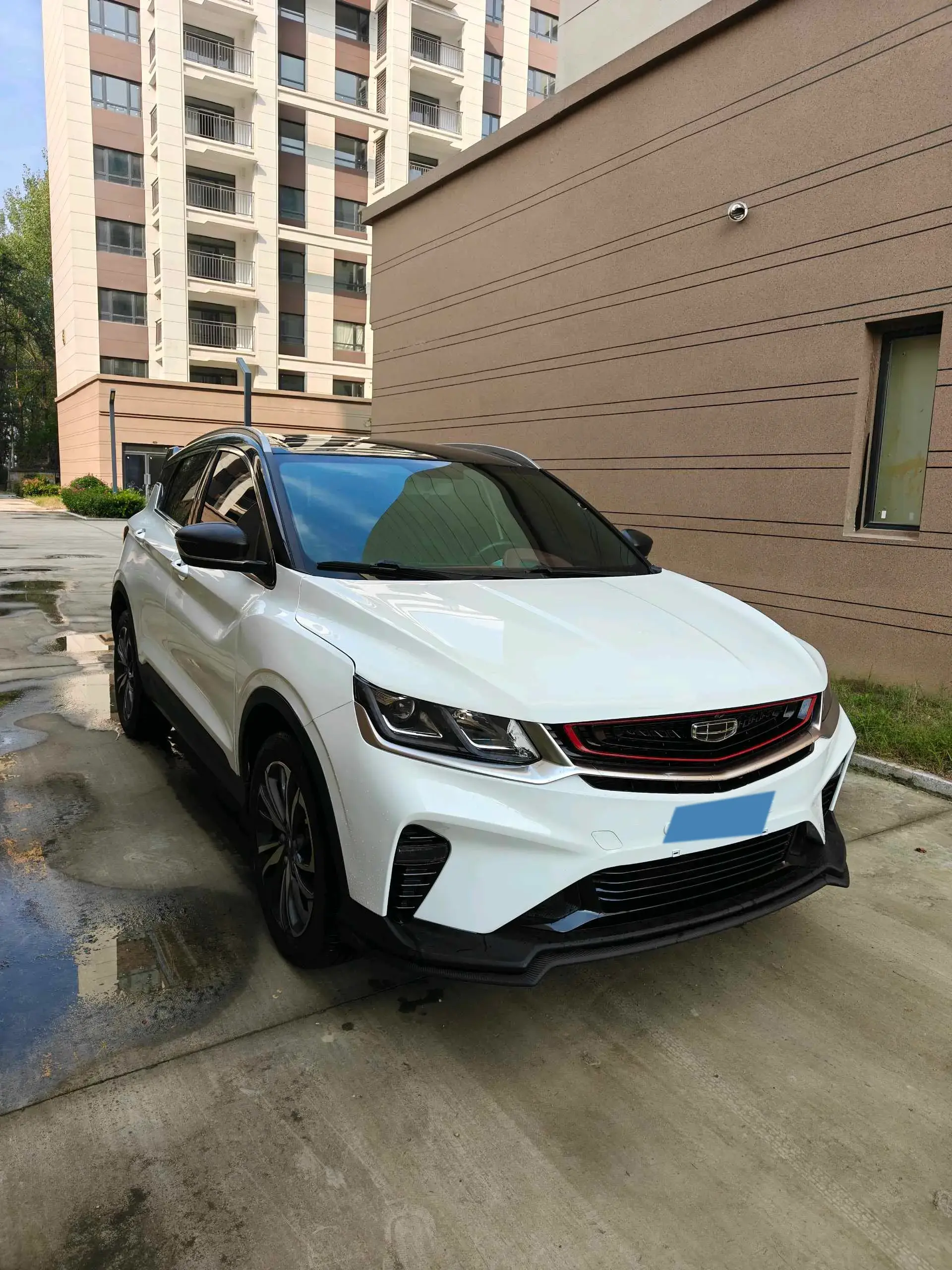 2020 GEELY COOLRAY thumbnail 3