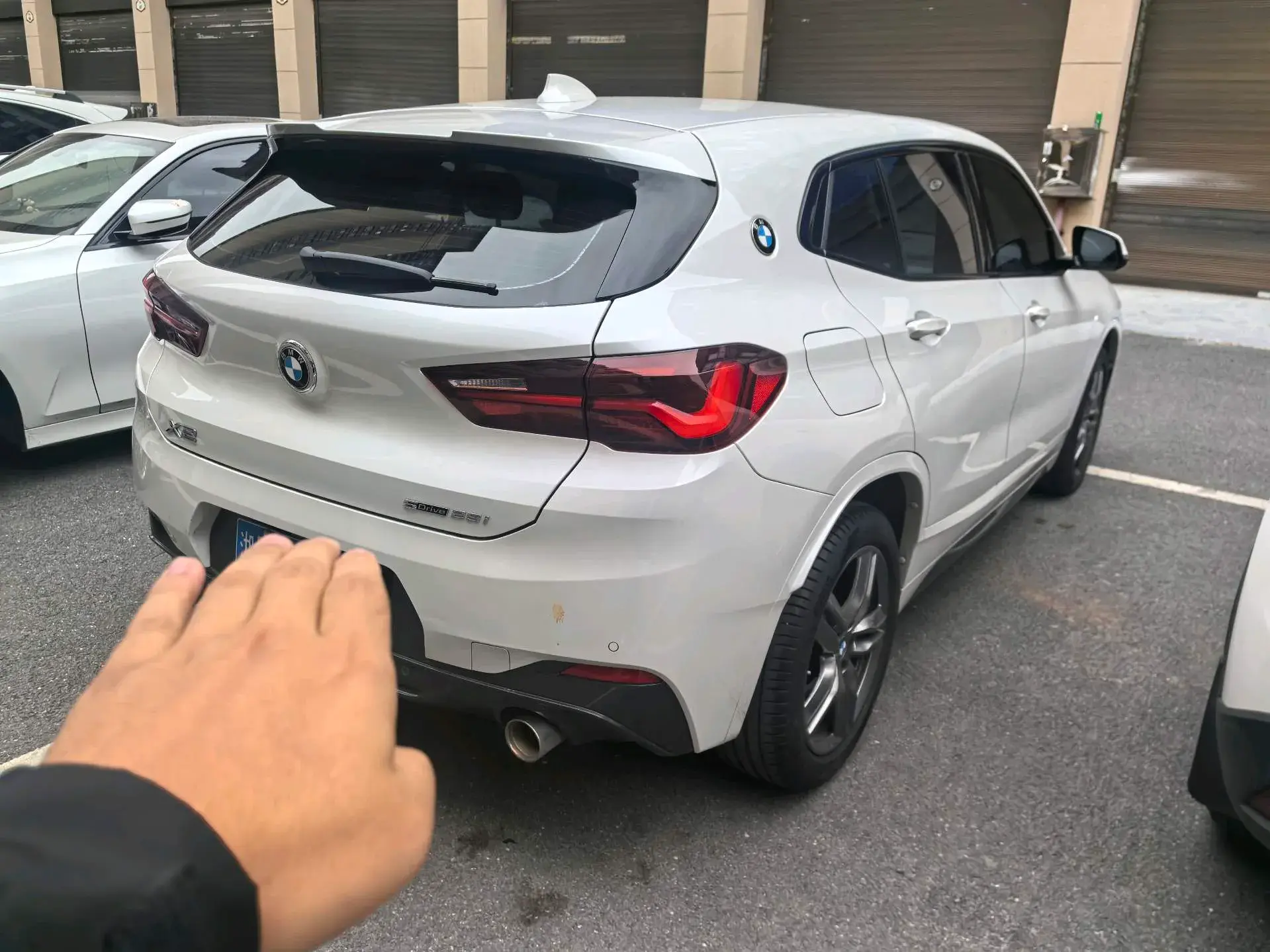 2021 BMW X2 thumbnail 2