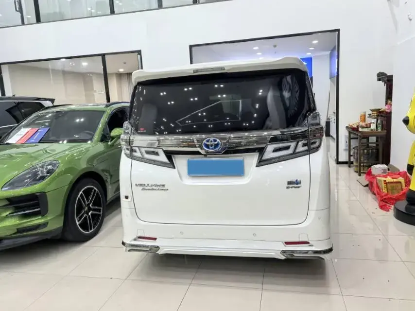 2019 TOYOTA VELLFIRE thumbnail 4