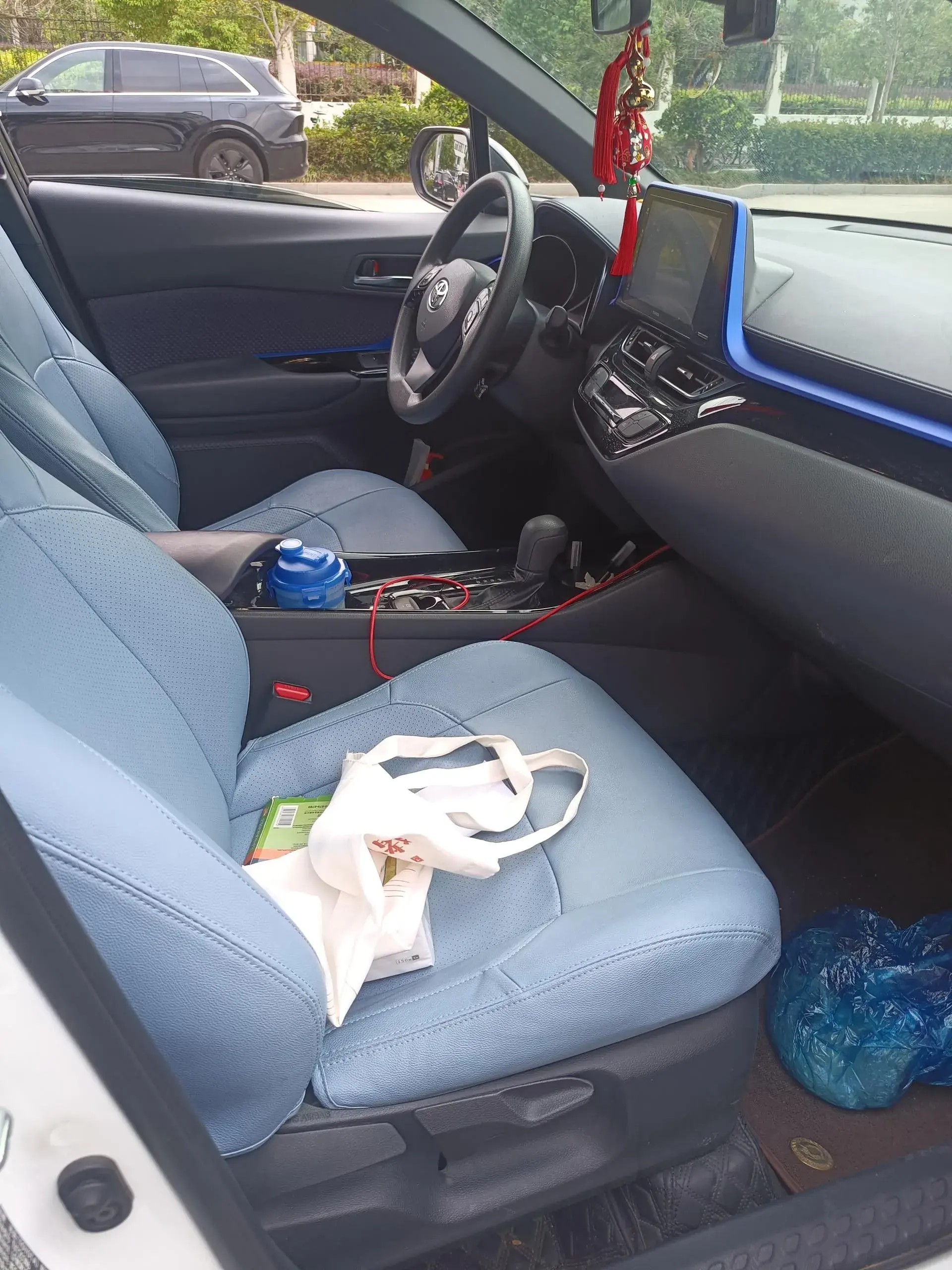 2020 TOYOTA IZOA thumbnail 3