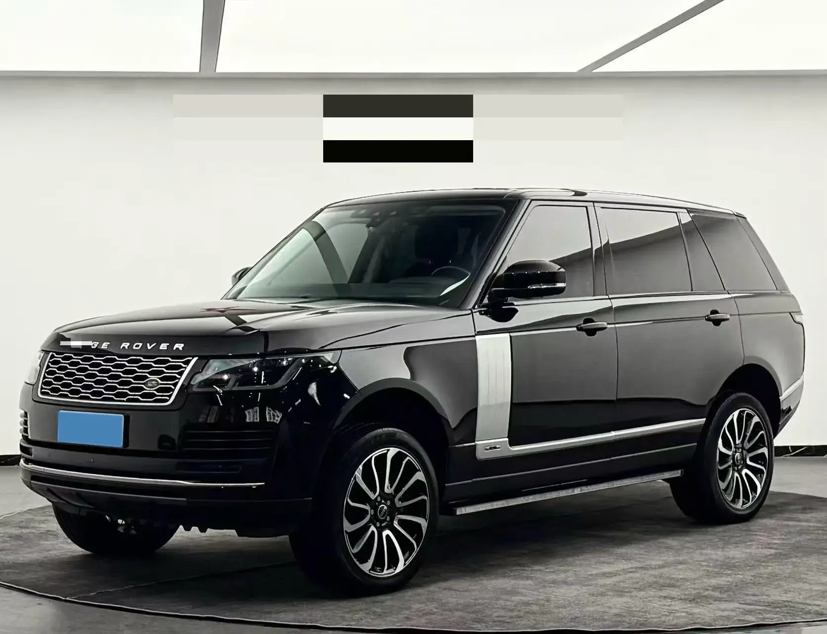 2019 LAND ROVER view 1