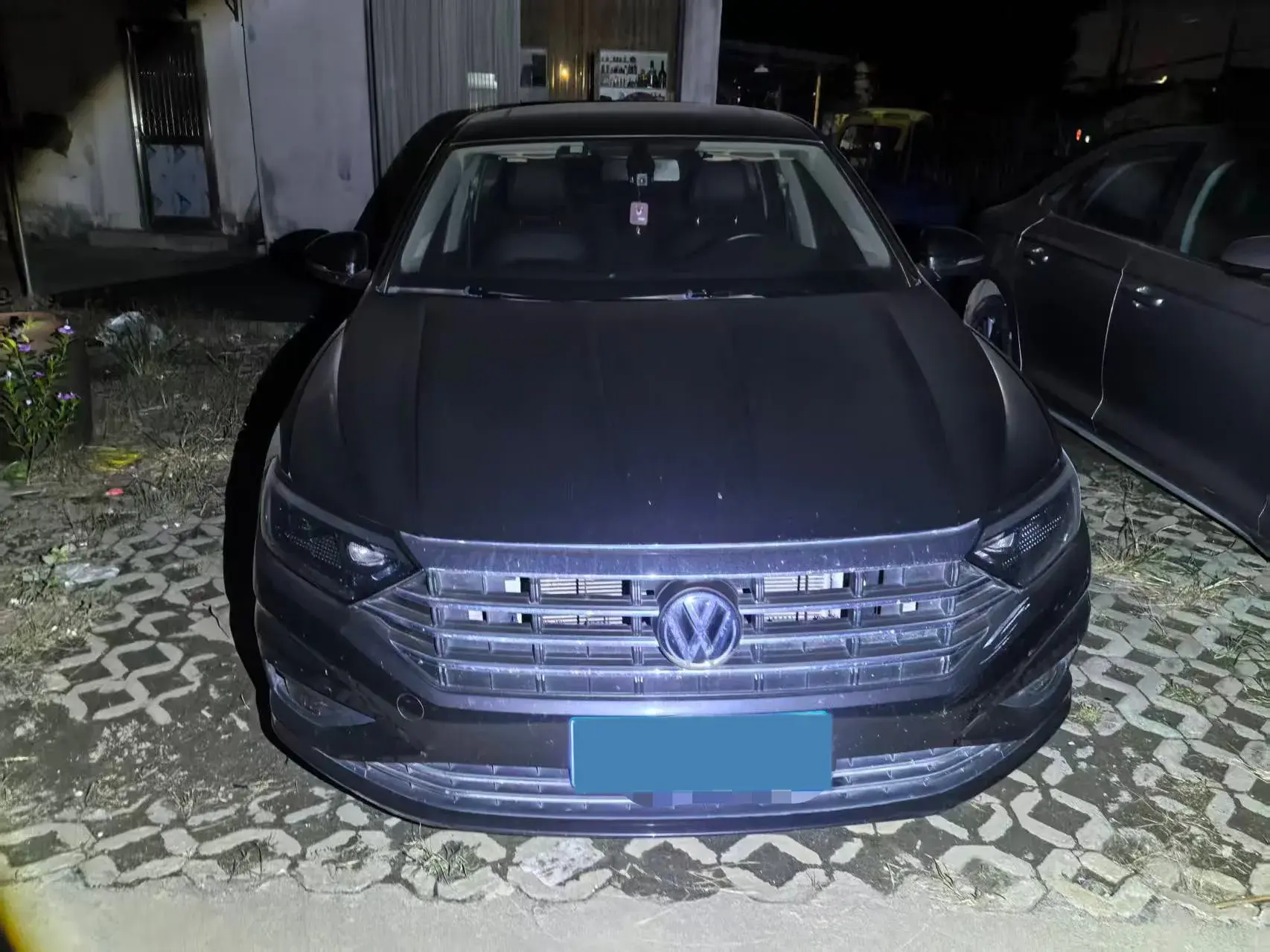 2021 VOLKSWAGEN SAGITAR thumbnail 2