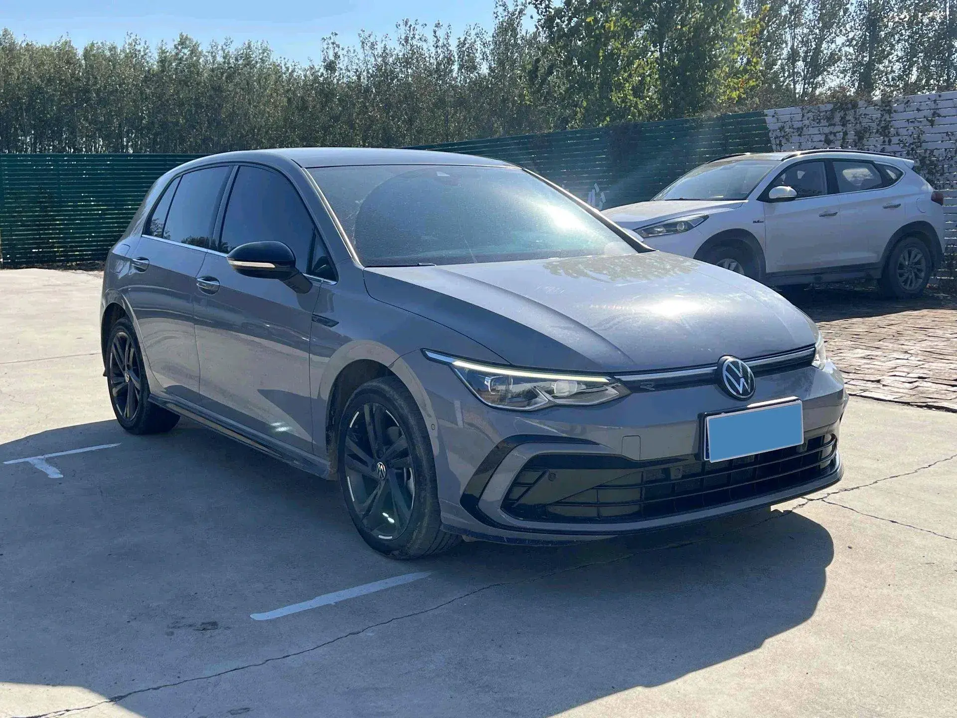 2021 VOLKSWAGEN GOLF thumbnail 3