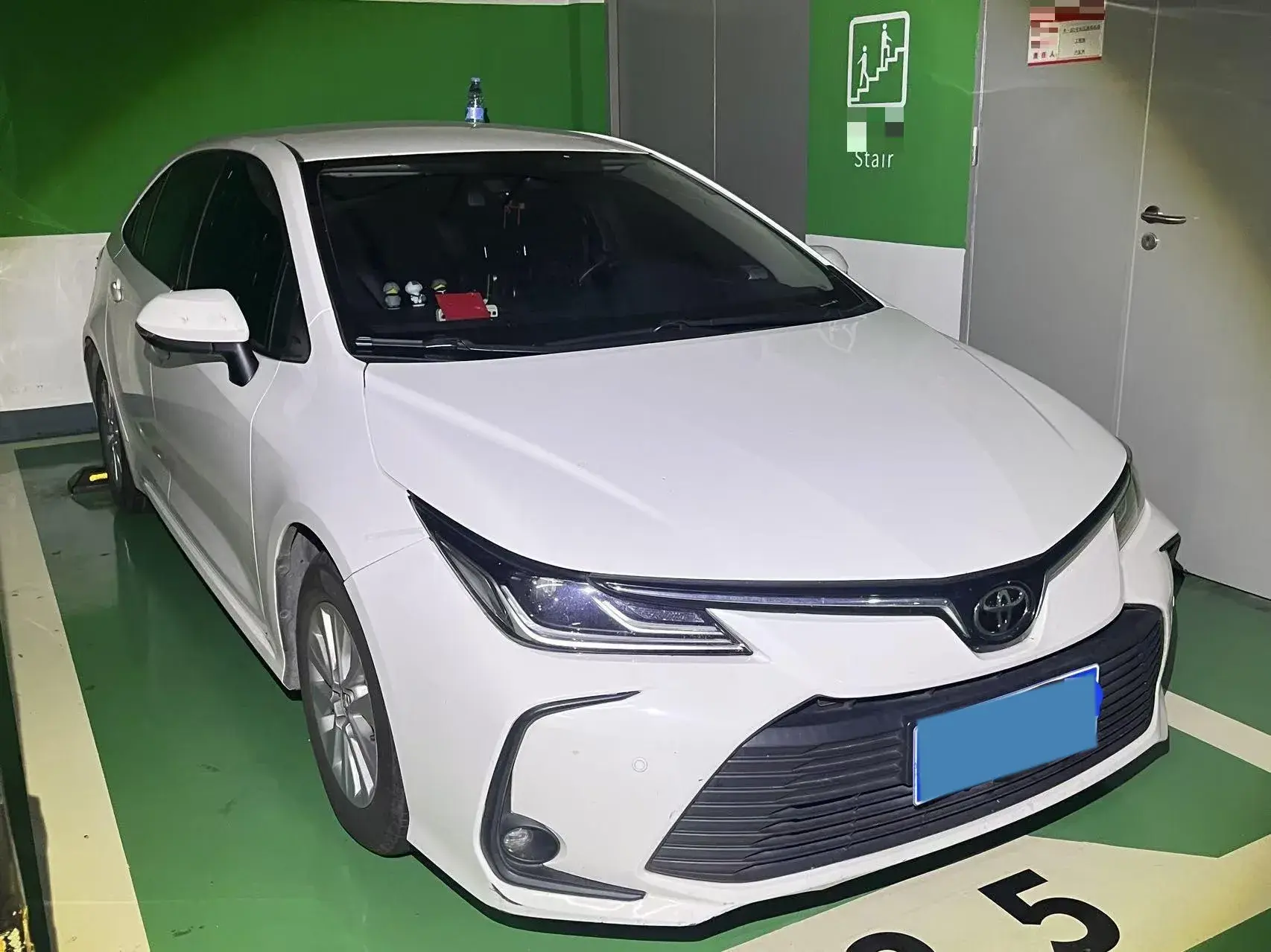 2021 TOYOTA COROLLA thumbnail 3