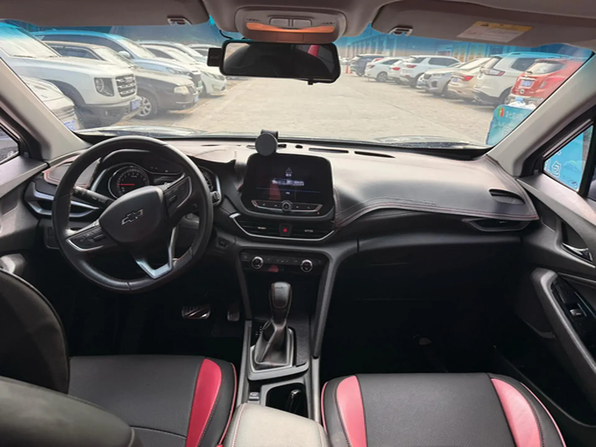 2019 CHEVROLET ORLANDO thumbnail 4