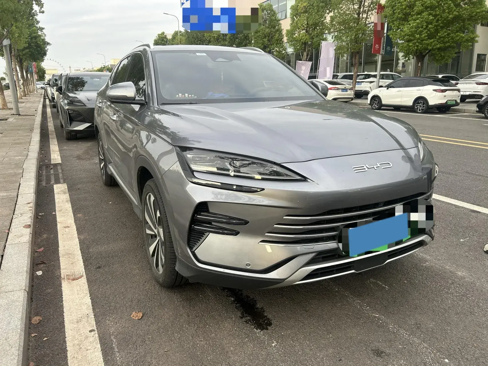 2023 BYD SONG thumbnail 3