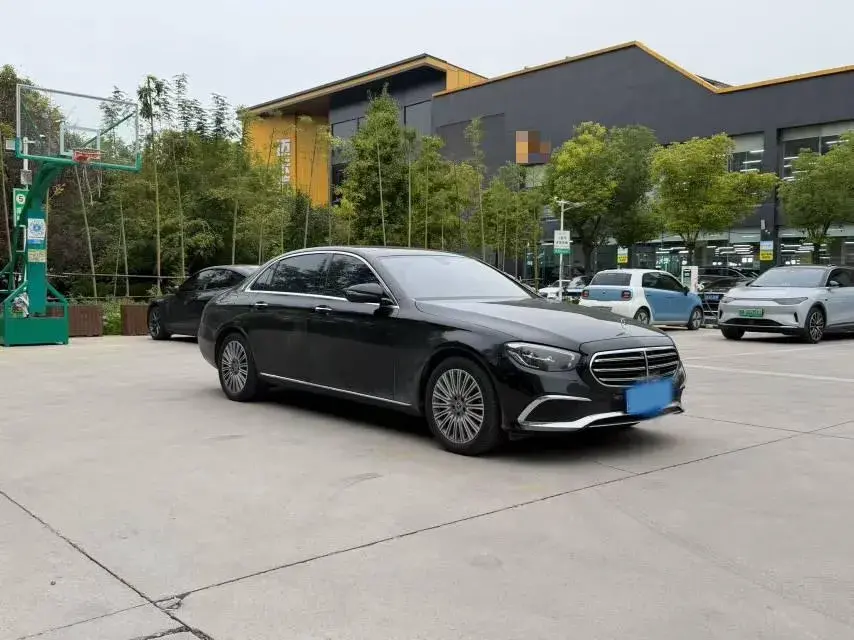 2022 MERCEDES-BENZ E thumbnail 2