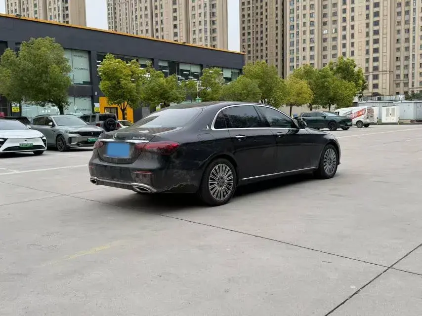 2022 MERCEDES-BENZ E thumbnail 3
