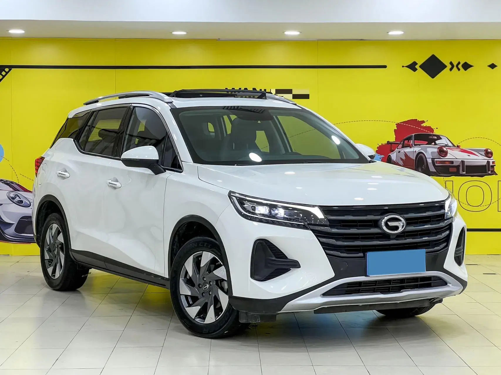 2021 GAC TRUMPCHI thumbnail 3
