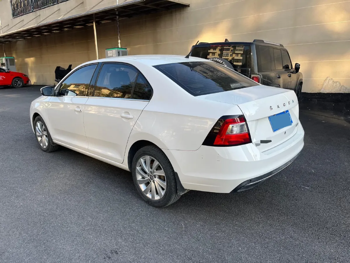 2019 Skoda Rapid 1.5L 110HP L4 6AT,autocango,china used car exporter,china ev exporter,chinese used car exporter,chinese used ev exporter