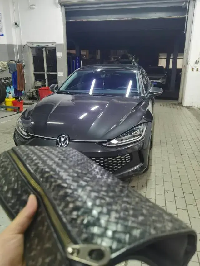 2024 VOLKSWAGEN LAMANDO thumbnail 2