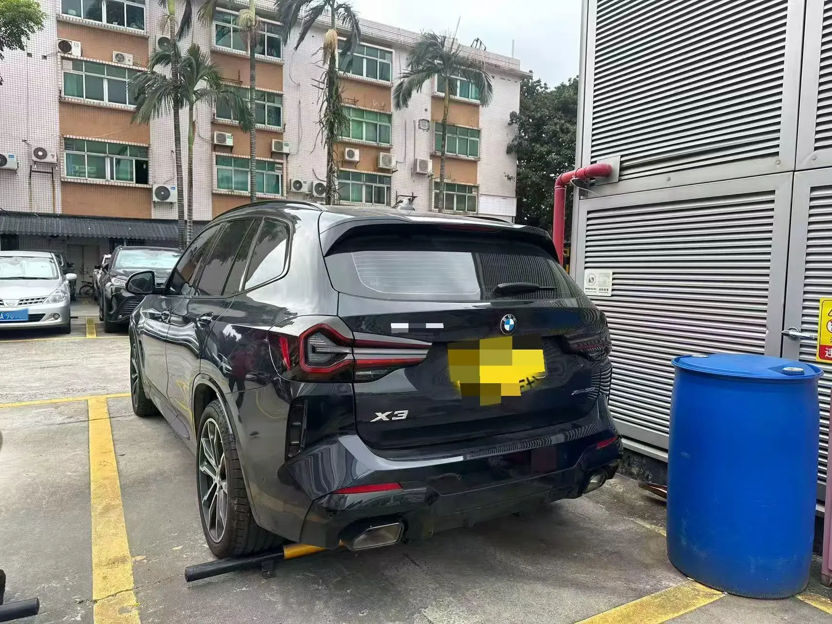 2023 BMW X3 thumbnail 2