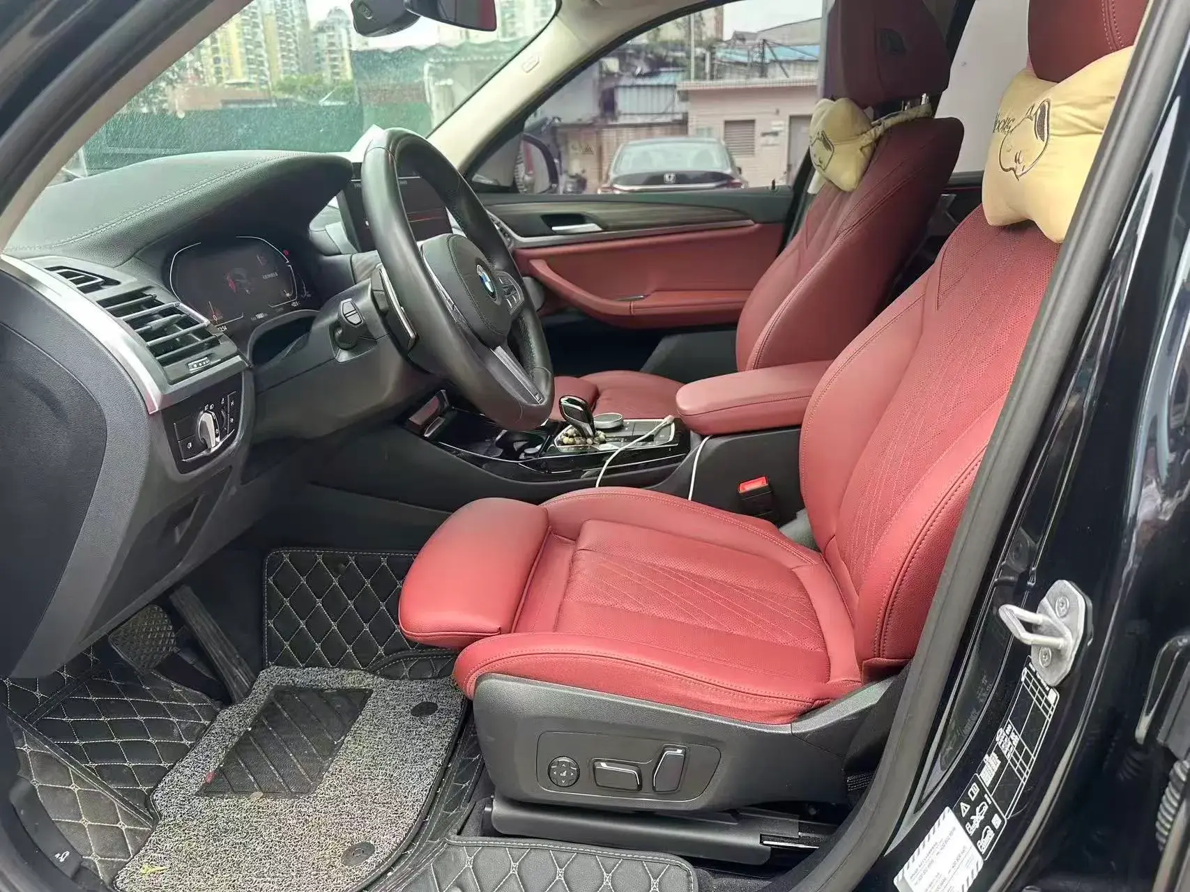 2023 BMW X3 thumbnail 3