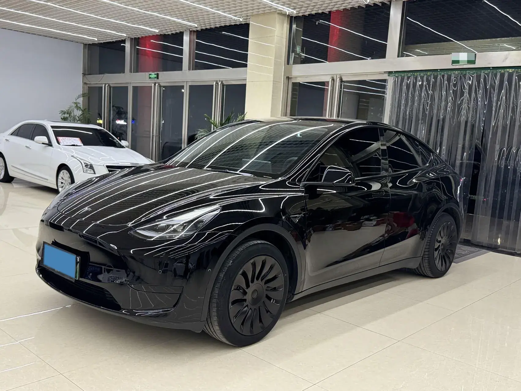 2022 TESLA MODEL view 1