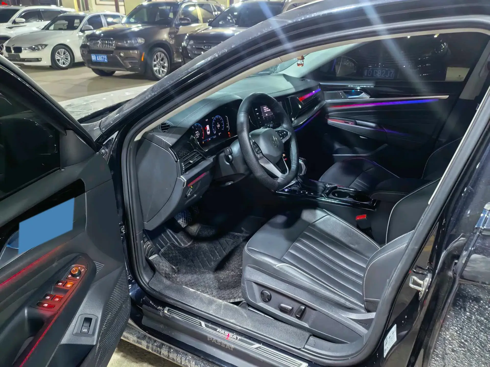 2022 VOLKSWAGEN PASSAT thumbnail 4