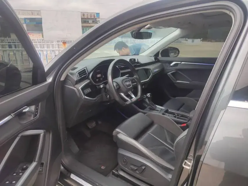 2021 AUDI Q3 thumbnail 4