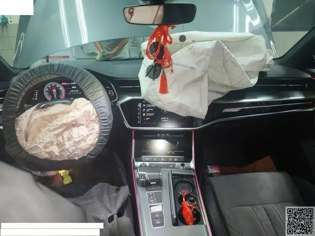 2021 AUDI A6L thumbnail 3