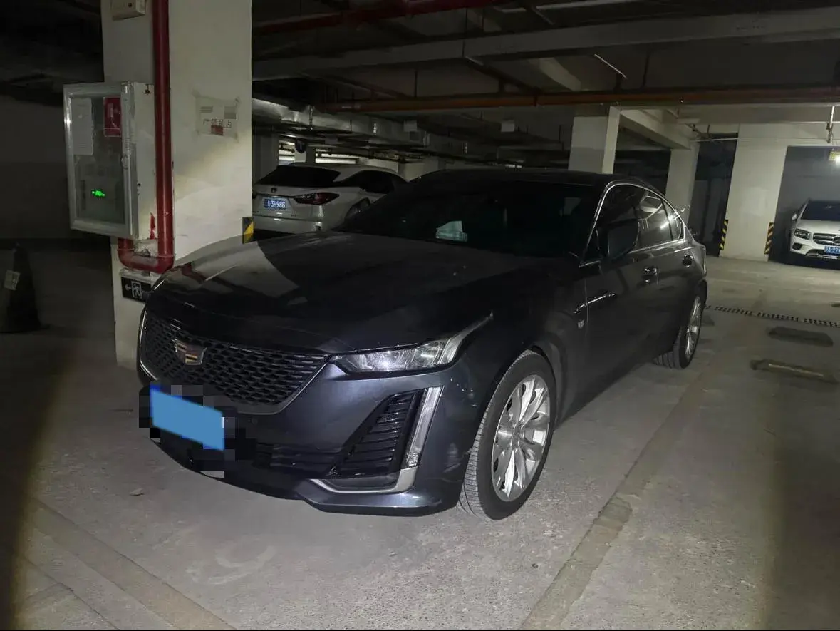 2021 CADILLAC CT5 view 1