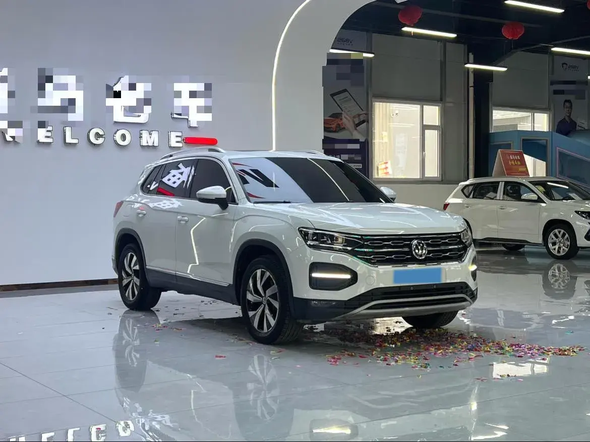 2020 VOLKSWAGEN TAYRON thumbnail 2