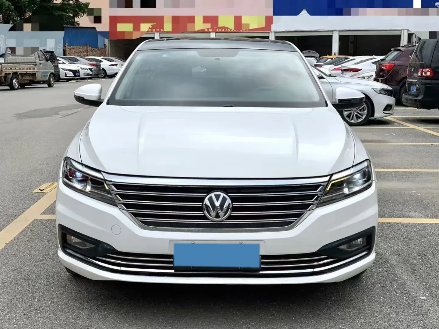 2018 VOLKSWAGEN LAVIDA thumbnail 2