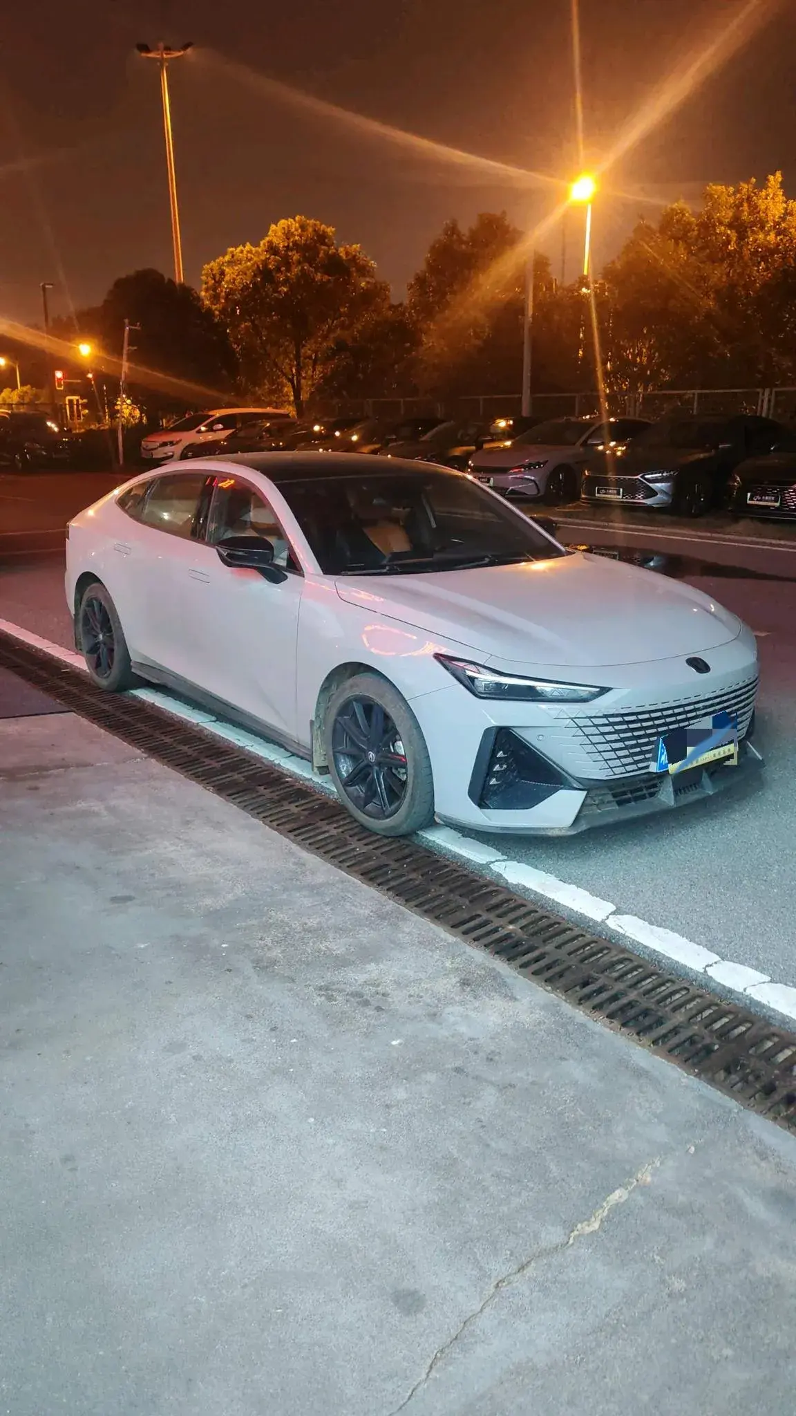 2022 CHANGAN UNI-V thumbnail 3