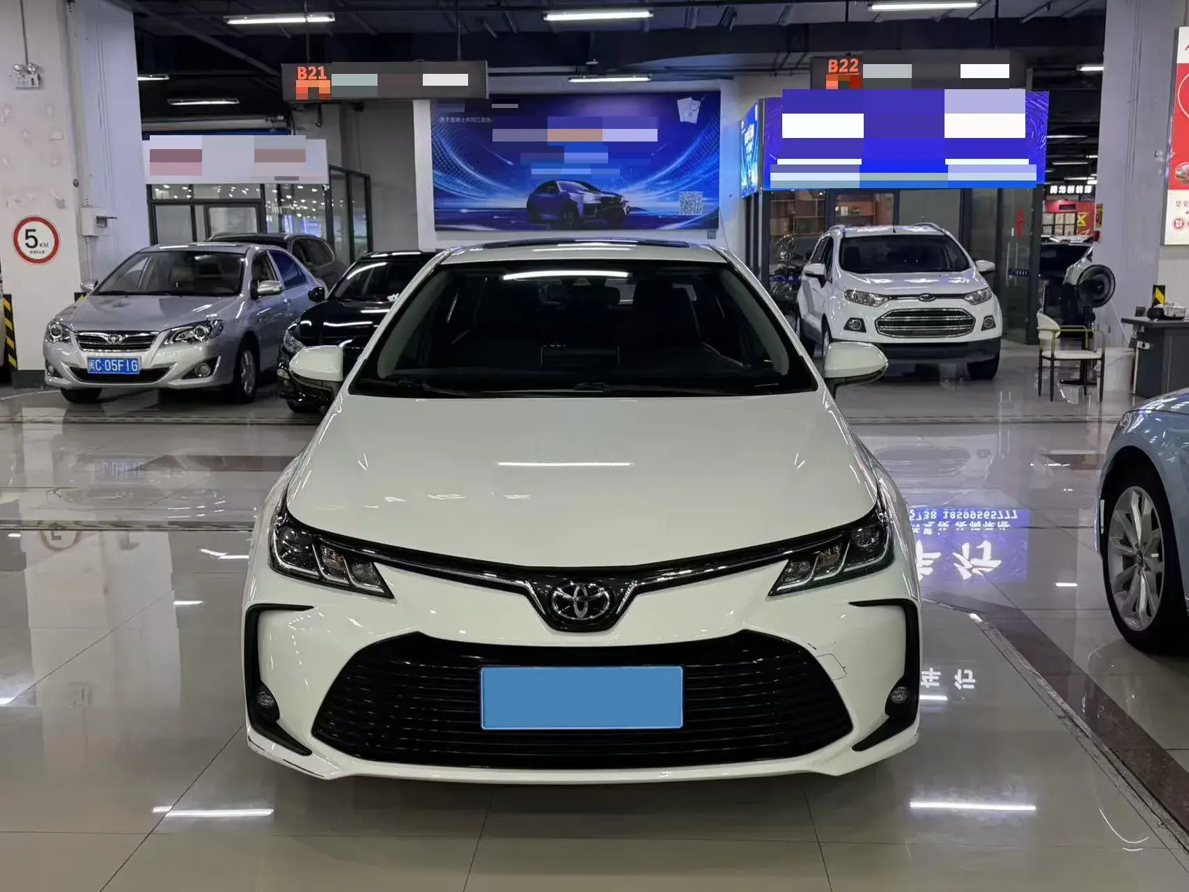 2021 TOYOTA COROLLA thumbnail 2