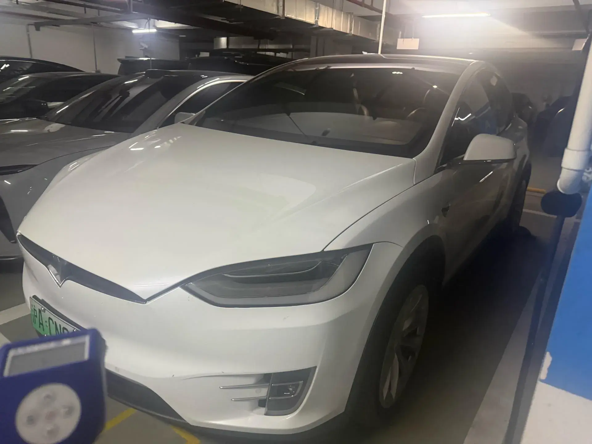 2019 TESLA MODEL view 1