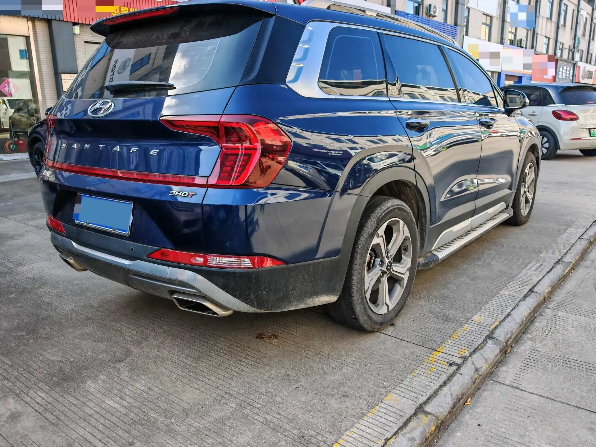 2019 HYUNDAI SANTAFE thumbnail 4