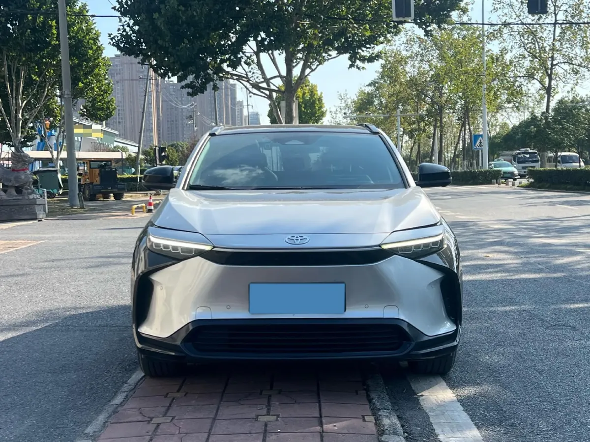 2022 Toyota bZ4X BEV 66.7KWH,autocango,china used car exporter,china ev exporter,chinese used car exporter,chinese used ev exporter