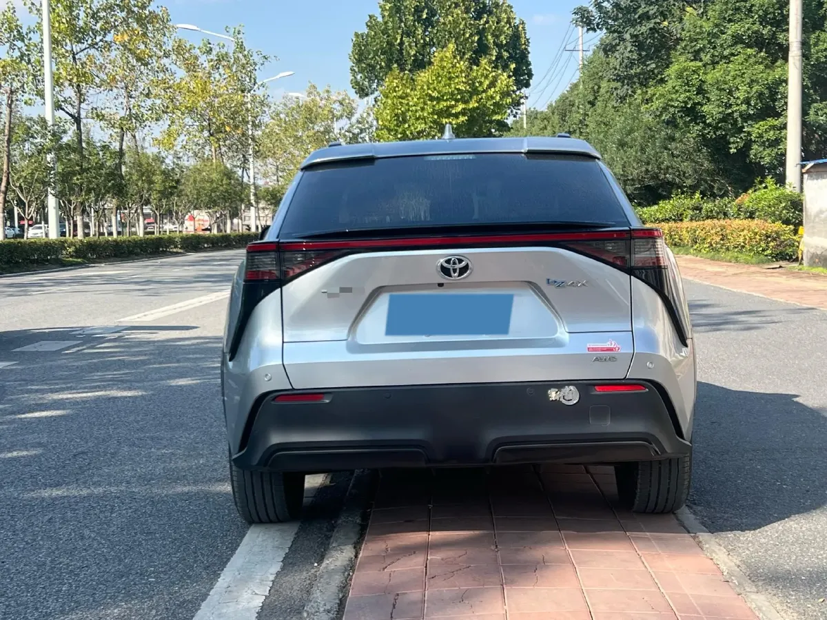 2022 Toyota bZ4X BEV 66.7KWH,autocango,china used car exporter,china ev exporter,chinese used car exporter,chinese used ev exporter