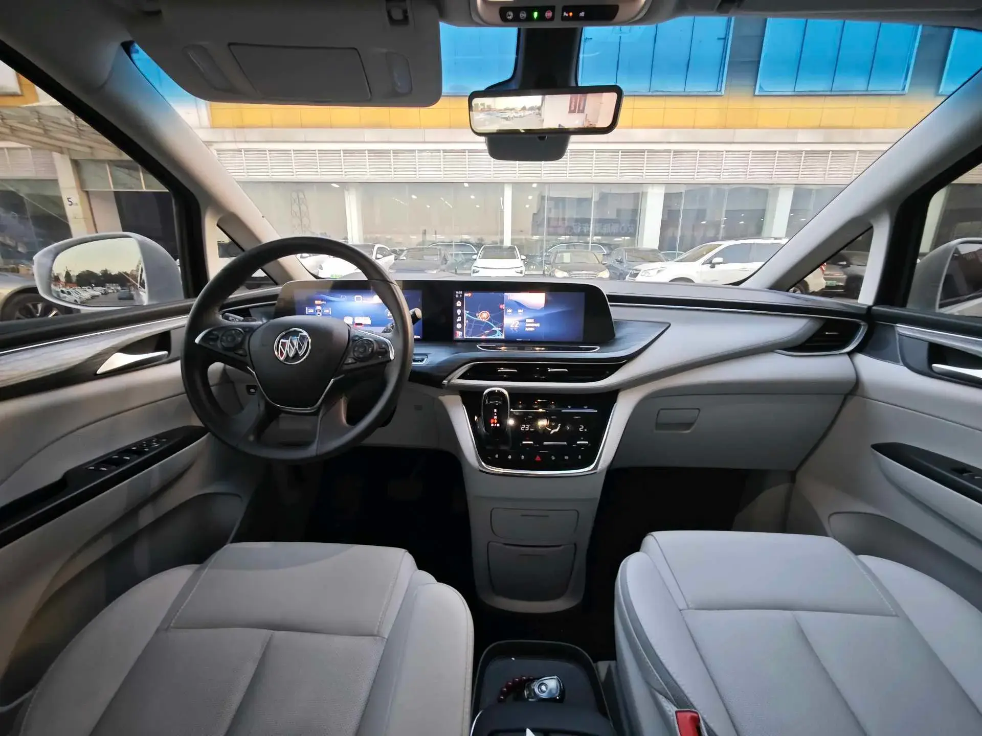 2023 BUICK GL8 thumbnail 3