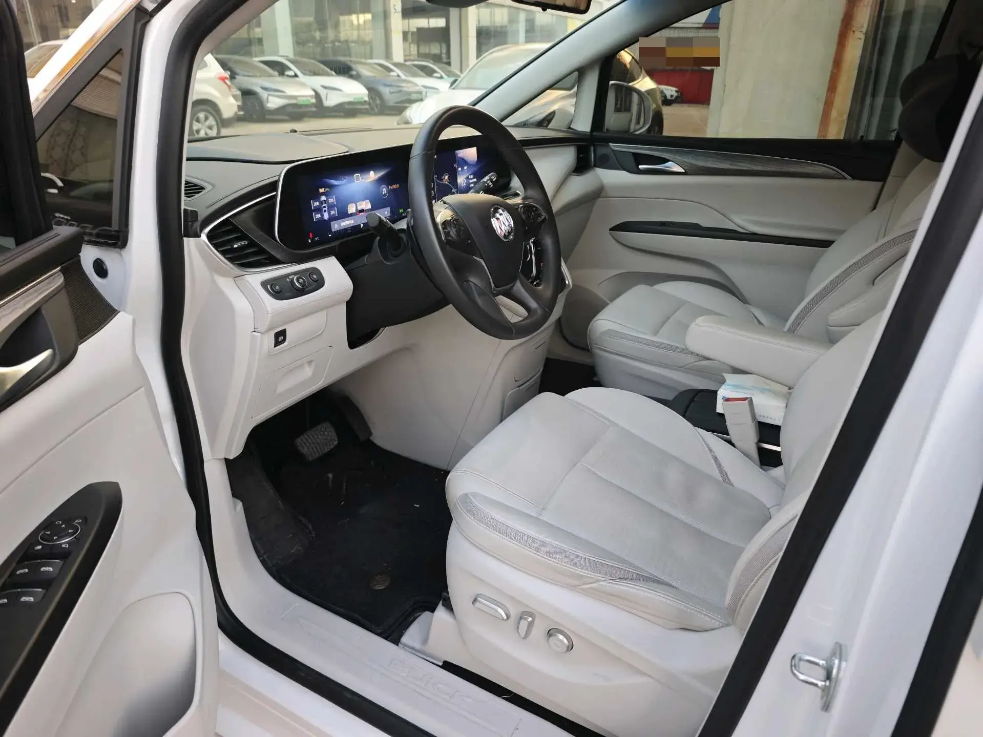 2023 BUICK GL8 thumbnail 2