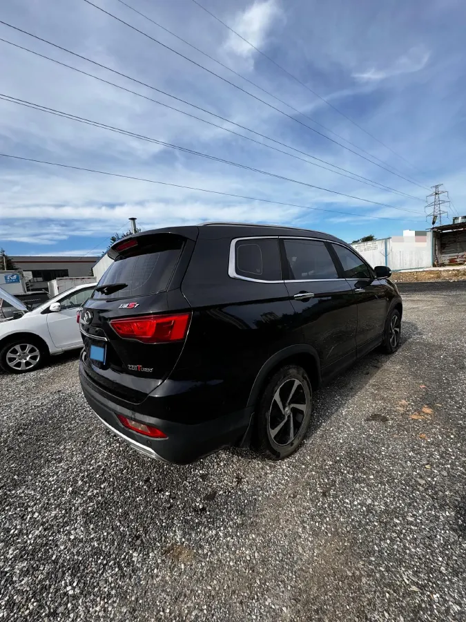 2018 BAIC Hyosow S7 1.5T 150HP L4 8AT,autocango,china used car exporter,china ev exporter,chinese used car exporter,chinese used ev exporter