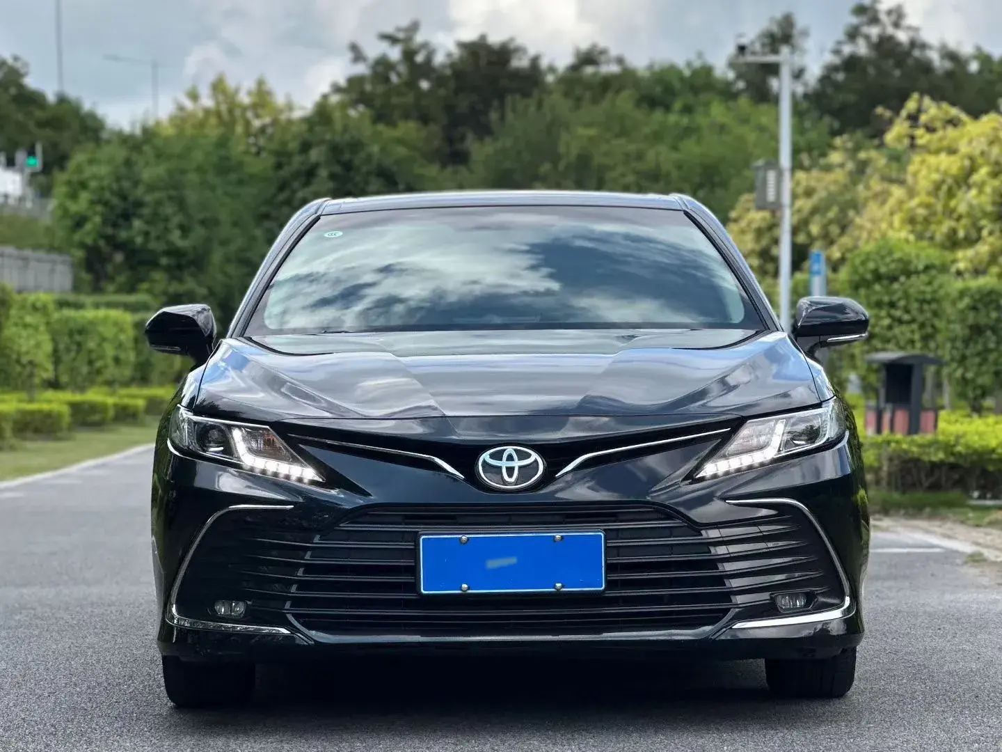 2021 TOYOTA CAMRY thumbnail 2