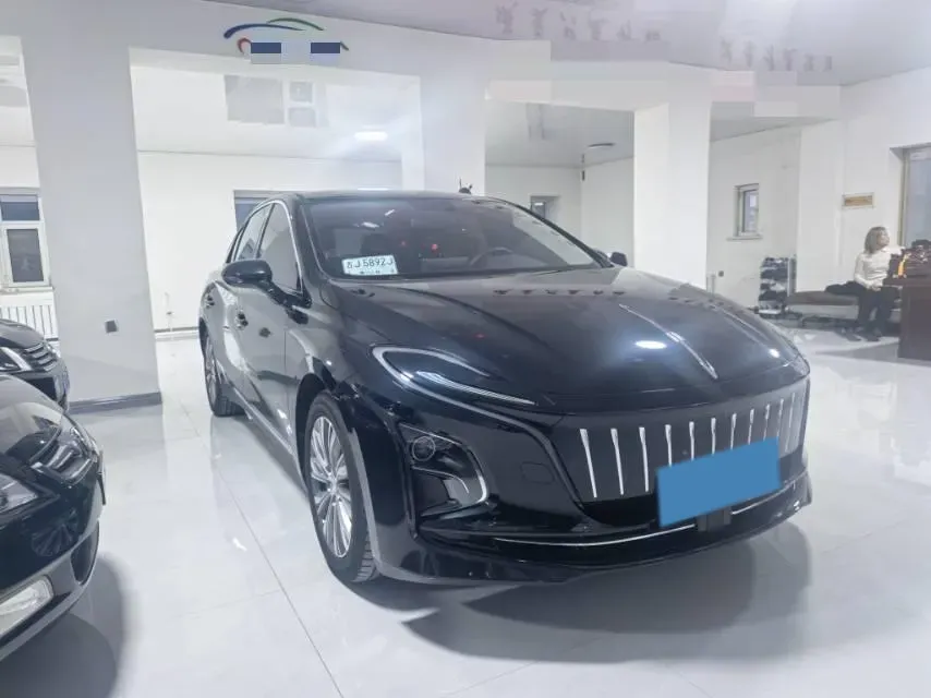 2024 HongQi E-QM5 BEV 72KWH,autocango,china used car exporter,china ev exporter,chinese used car exporter,chinese used ev exporter