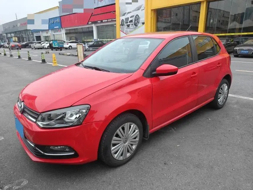 2016 VOLKSWAGEN POLO view 1