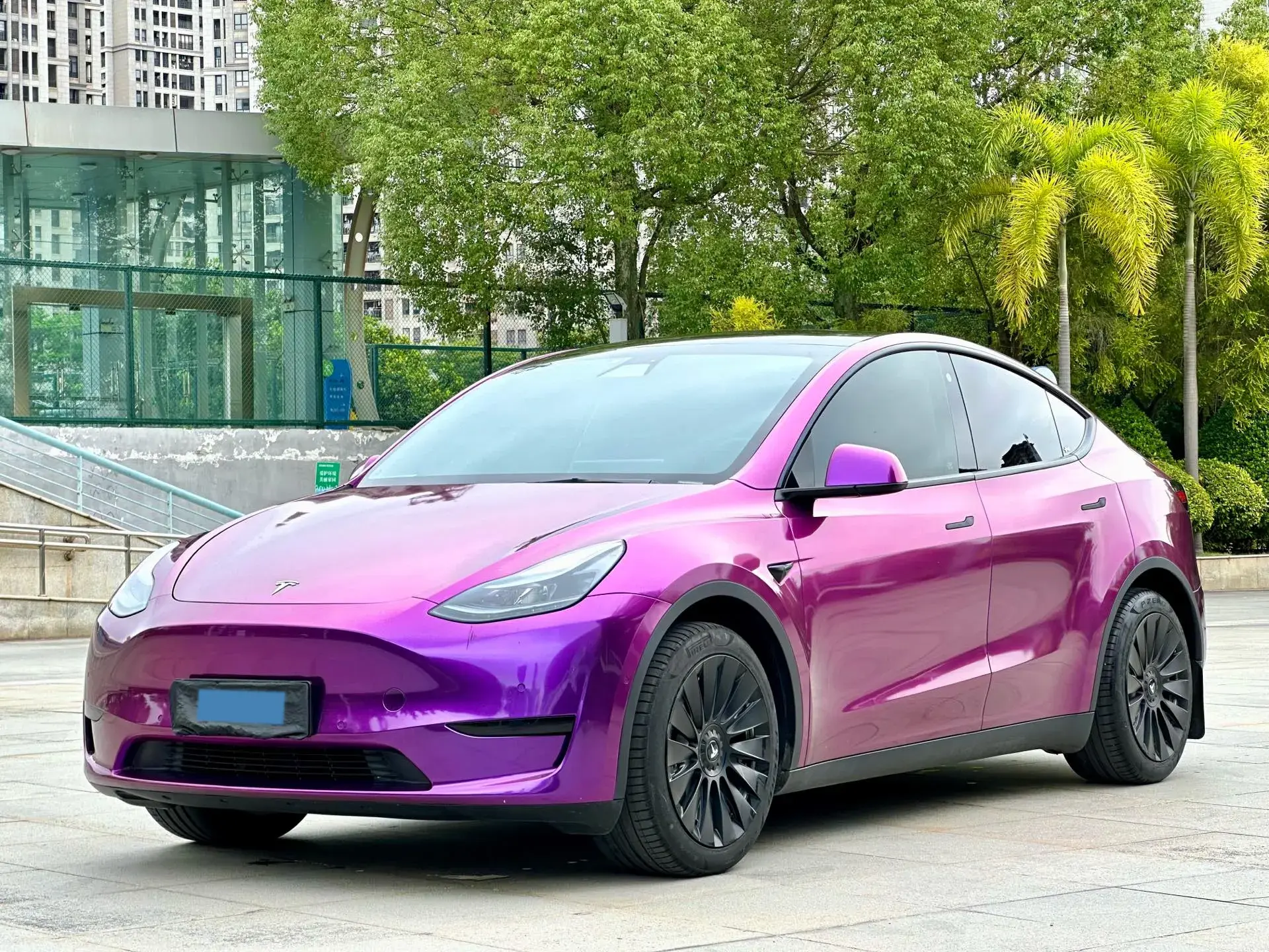 2022 TESLA MODEL view 1