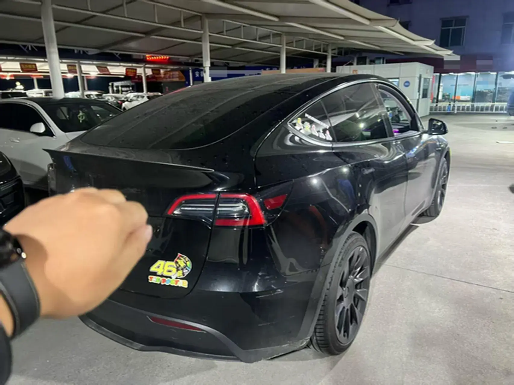 2022 TESLA MODEL thumbnail 4