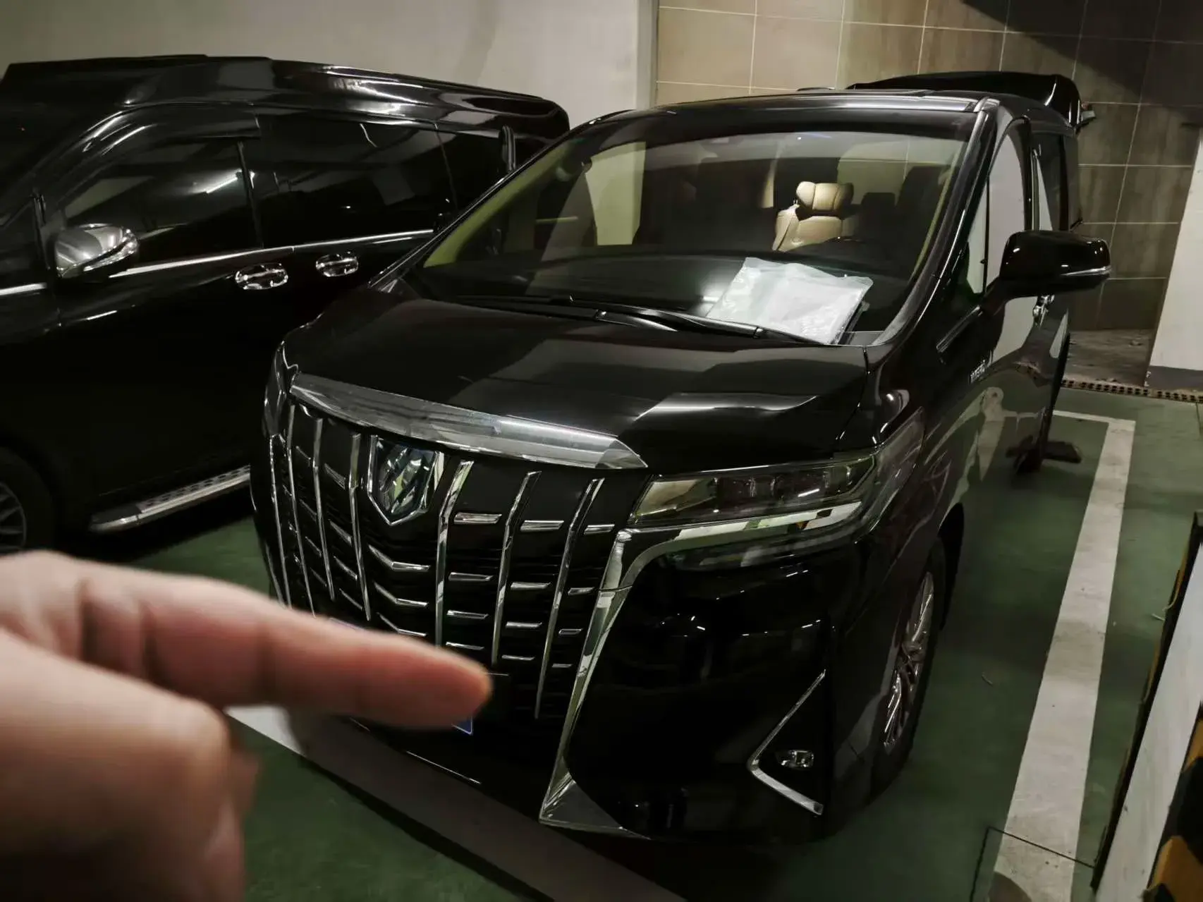 2020 TOYOTA ALPHARD view 1