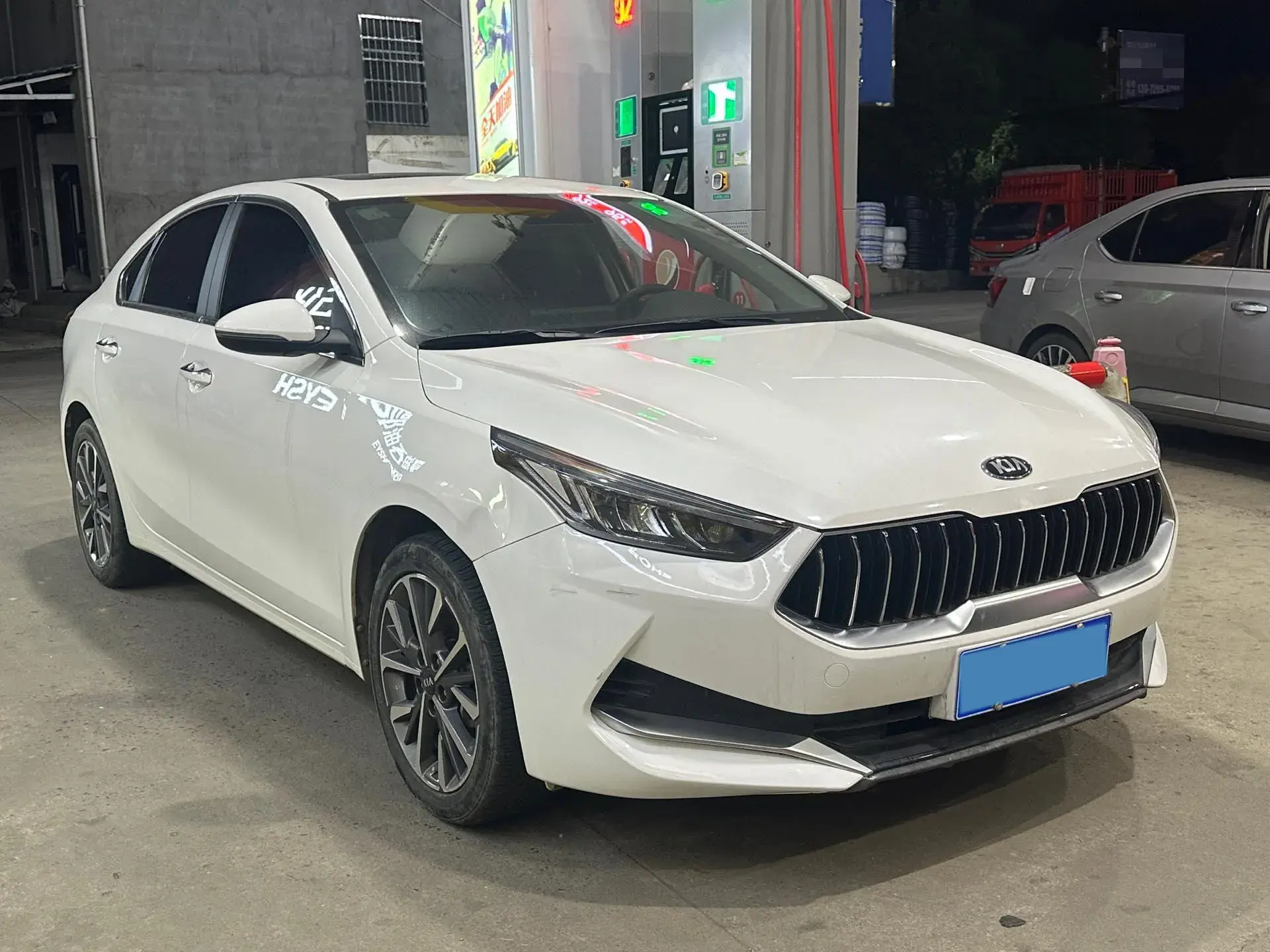 2021 KIA K3 thumbnail 3