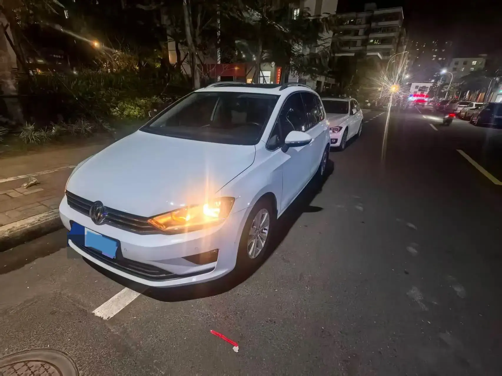 2018 VOLKSWAGEN GOLF thumbnail 2