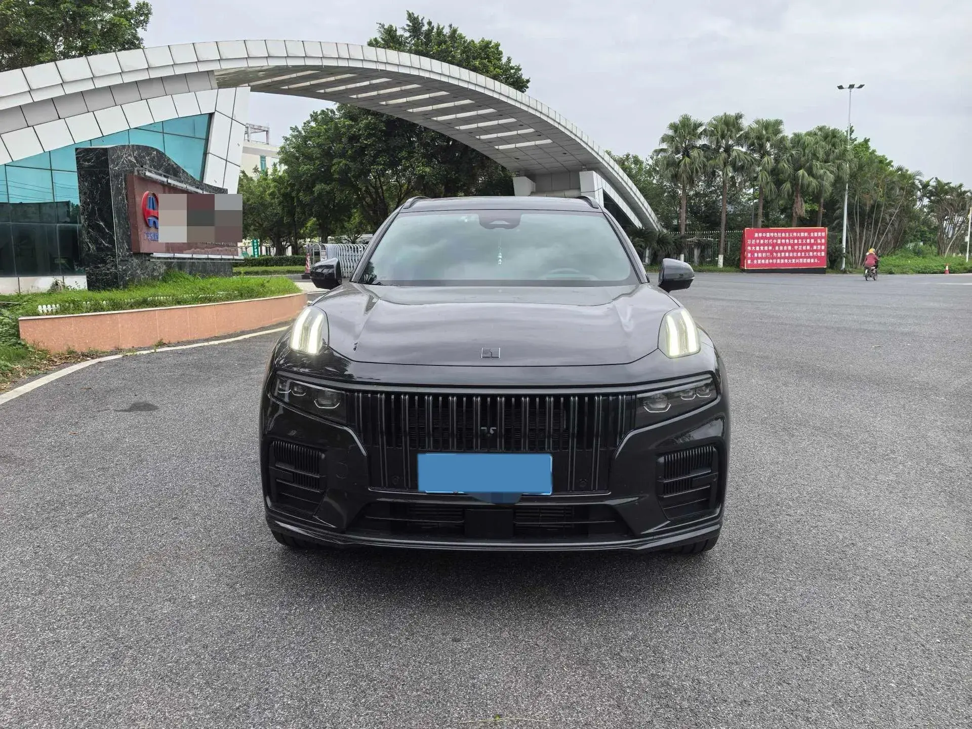 2021 LYNK&CO 09 thumbnail 2