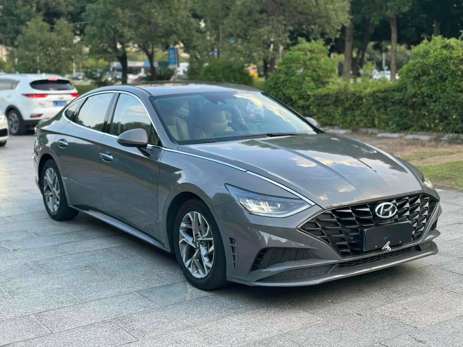 2020 HYUNDAI SONATA thumbnail 3