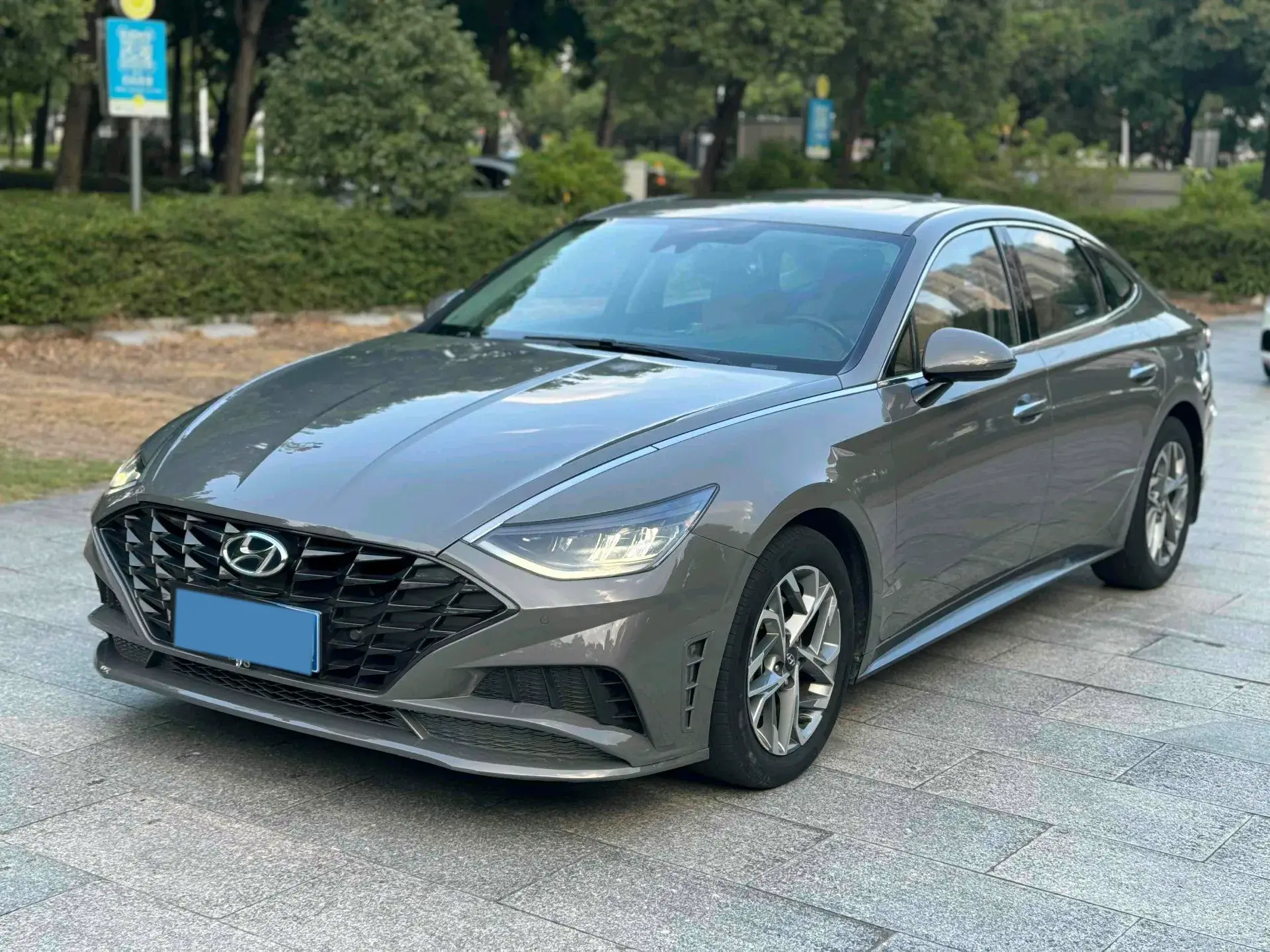 2020 HYUNDAI SONATA view 1